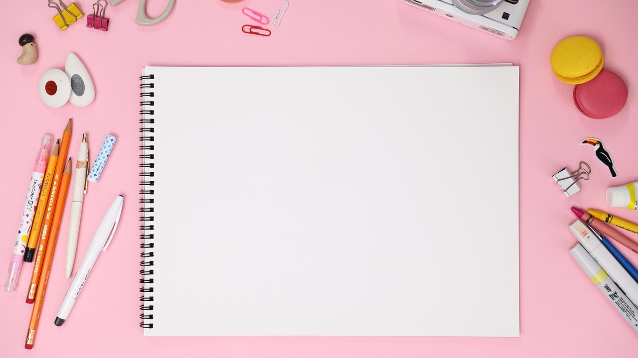 The Sketchbook Habit: How to Draw Every Day When You're Traveling